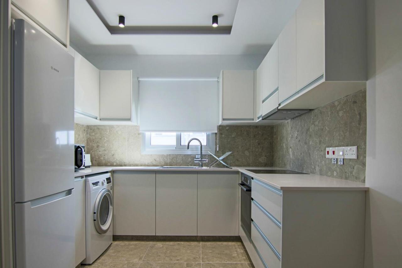 Apartament Phaedrus Living: Seaside Luxury Flat Lighthouse 69 Pafos Zewnętrze zdjęcie
